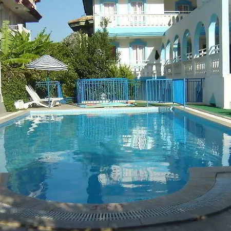 Blue Star Hotel